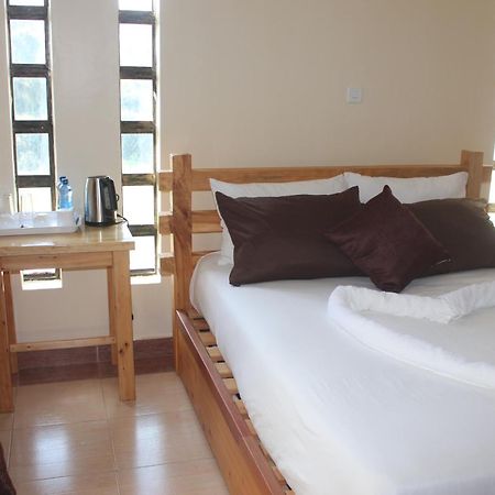Eshborns House - Near Jomo Kenyatta International Airport And Sgr With Shuttle Services Syokimau Exteriér fotografie